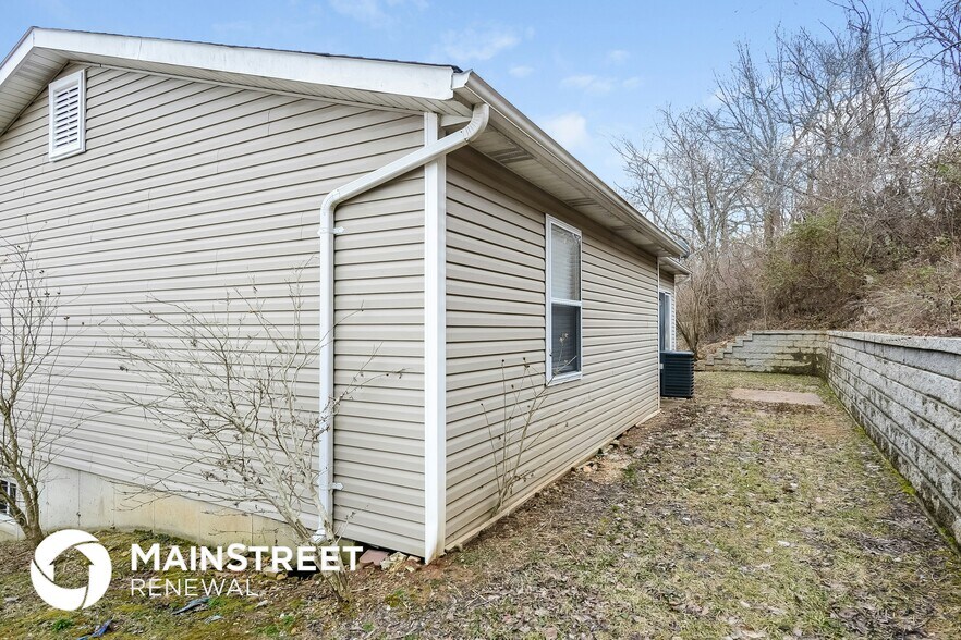 Building Photo - 3440 Rockwood Forest Ct