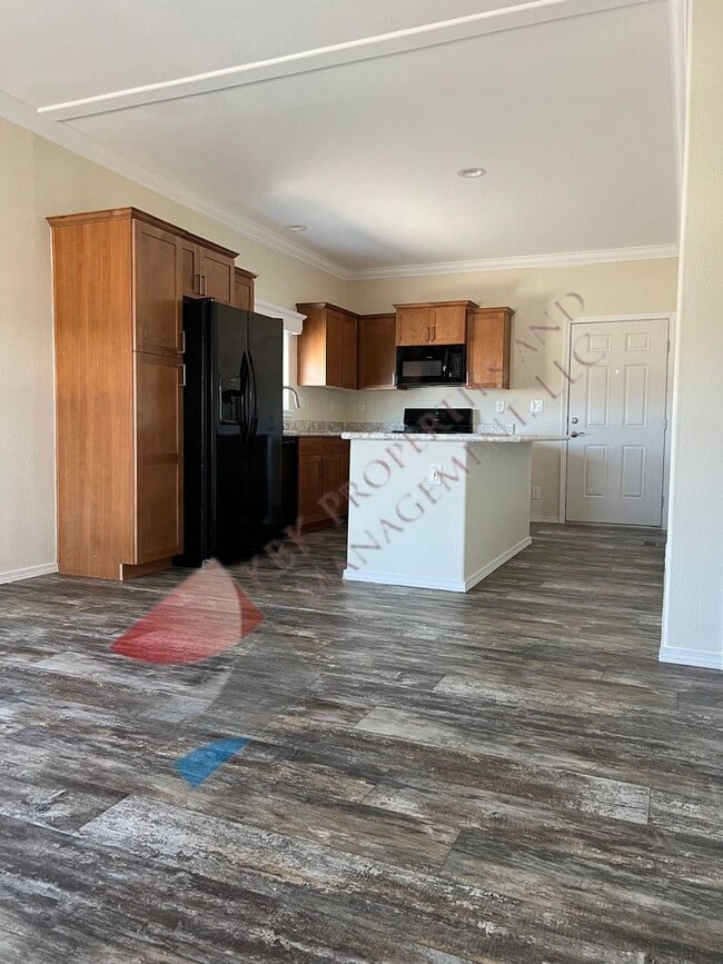 Building Photo - HCB-1116 & 1118 Alamosa Avenue