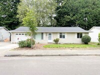 Building Photo - Remodeled 3+1 Bed 2 Bath Rambler in Juanita