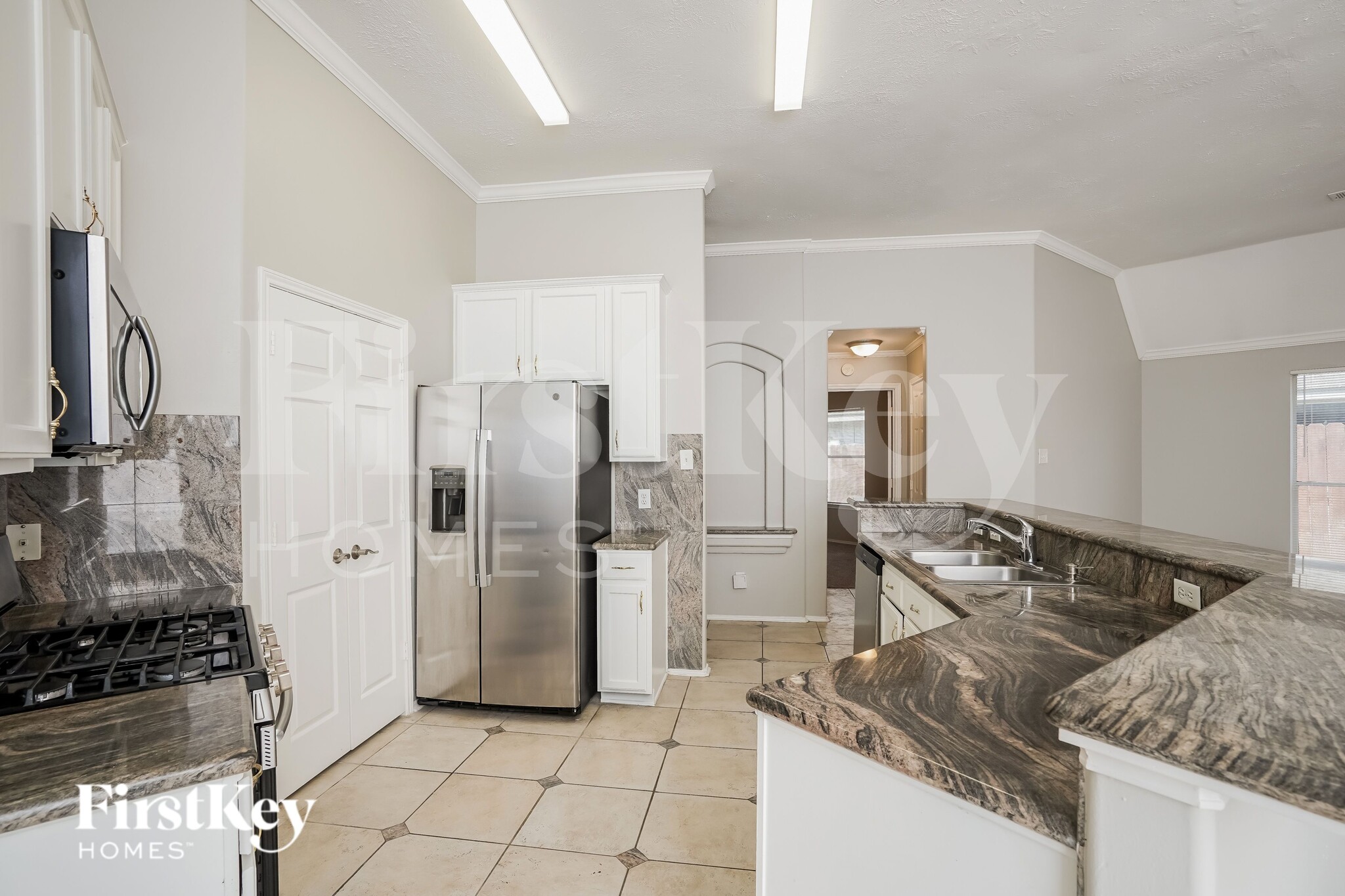 Building Photo - 10002 Elm Meadow Trail