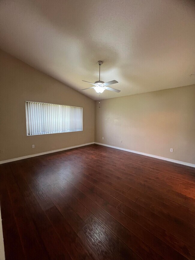 Building Photo - 1851 Abbeyridge Dr