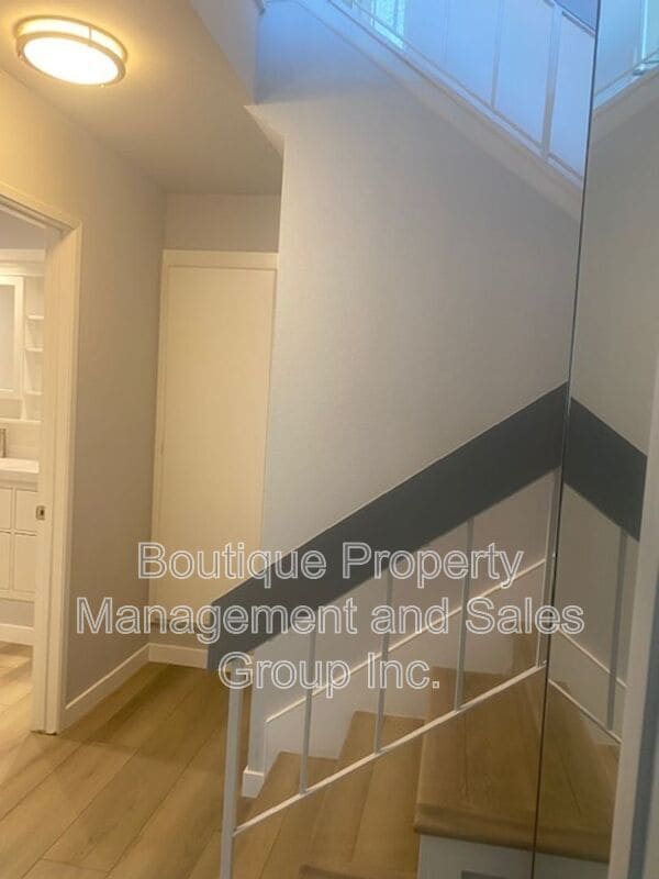 Building Photo - 23331 Caminito Telmo