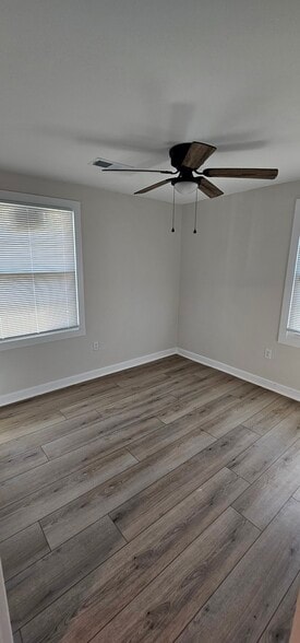 Building Photo - 3820 Montgomery Ave