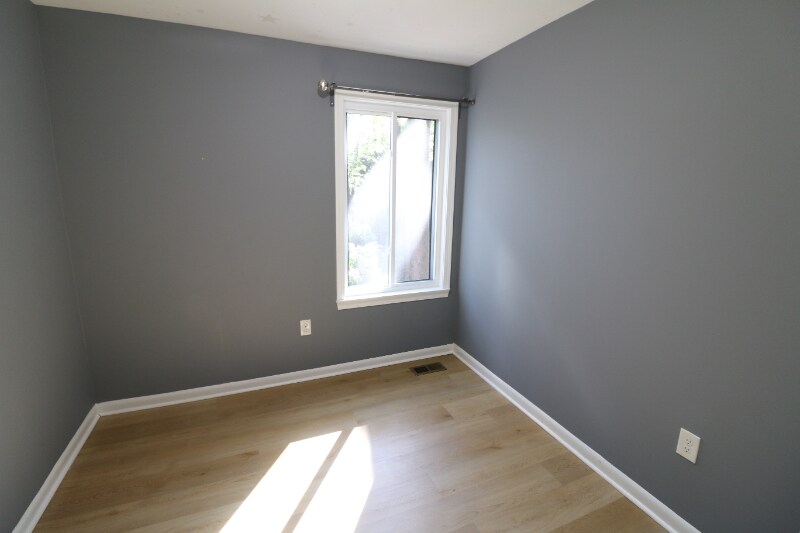 Building Photo - 7824 Briardale Terrace
