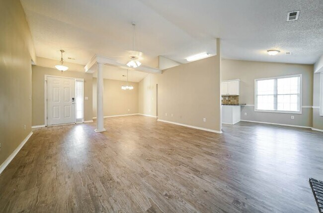 Building Photo - 1416 Garrison St