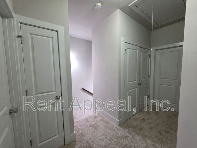 Building Photo - 3779 Oxford Cir