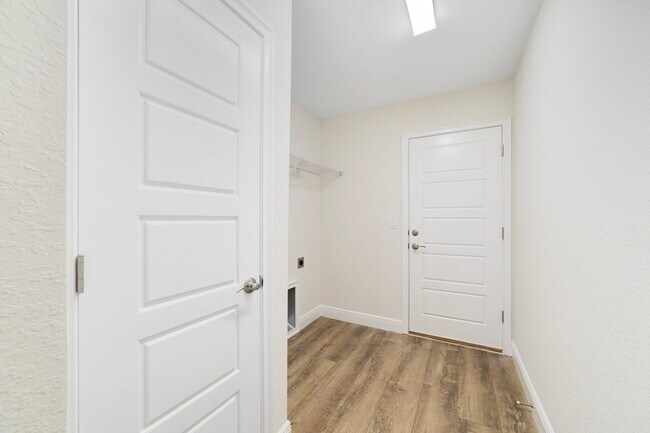 Building Photo - 1640 W St Elizabeth Pl