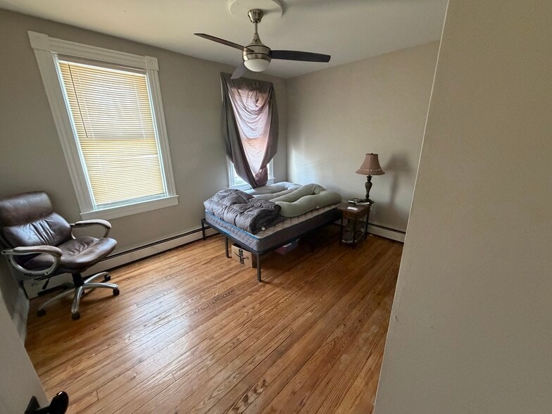 Building Photo - 7518 Belair Rd