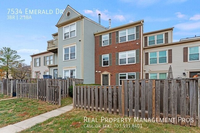 Building Photo - 7534 Emerald Dr