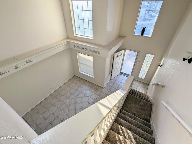 Building Photo - 3429 Touchstone Pl