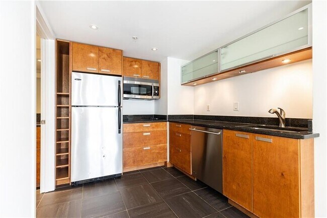 Building Photo - 199 14th St NE