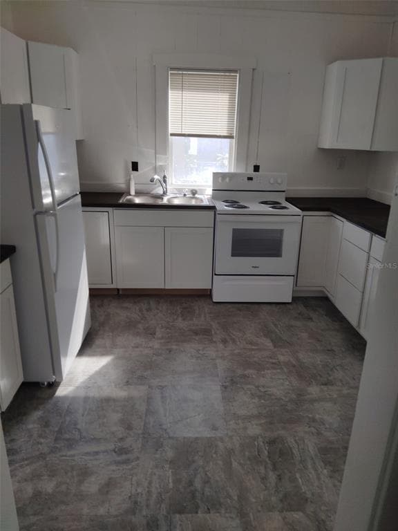 Building Photo - 811 Jeffords St