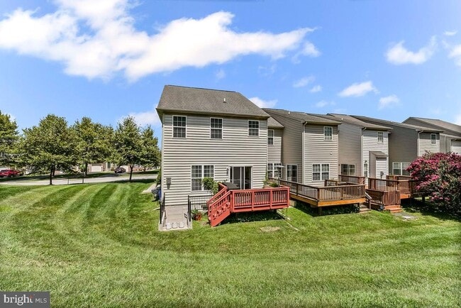 Building Photo - 347 Elizabeth Dr