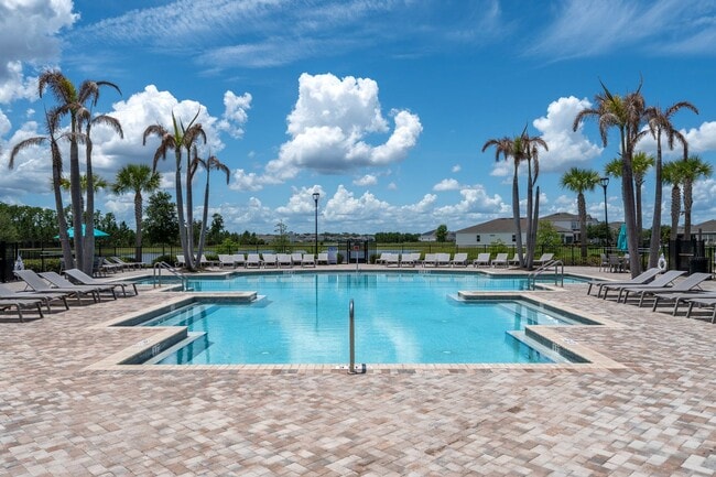 Building Photo - Immaculate Executive Home in Isles of Lake Nona