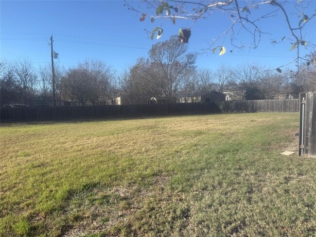 Building Photo - 14408 Charles Dickens Dr