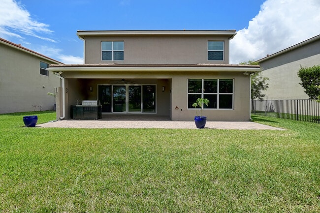 Building Photo - 9748 Celtic Sea Ln