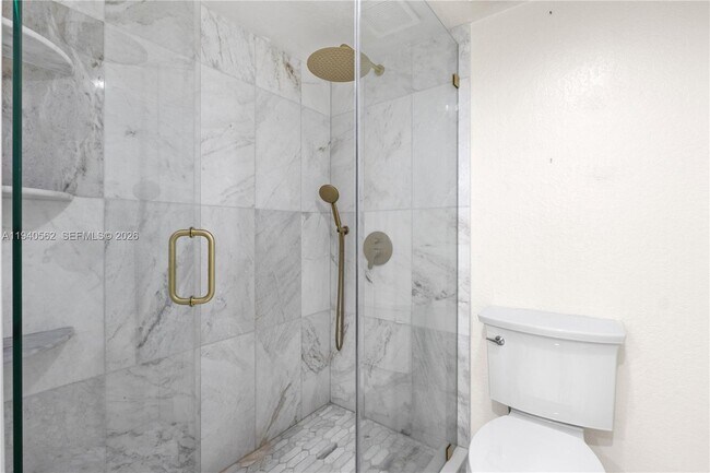 Building Photo - 8255 SW 152nd Ave