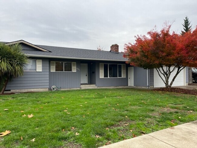 Building Photo - $500 off first full month! 3 Bedroom 2 Bath McMinnville OR