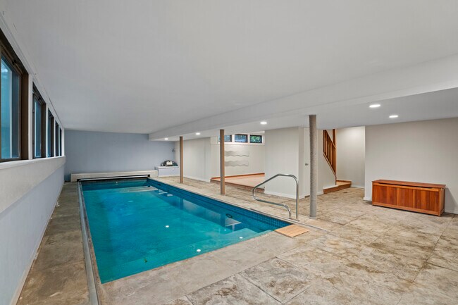 Building Photo - 133 Blake Rd