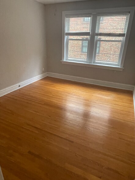 Building Photo - 7553 Byron Pl