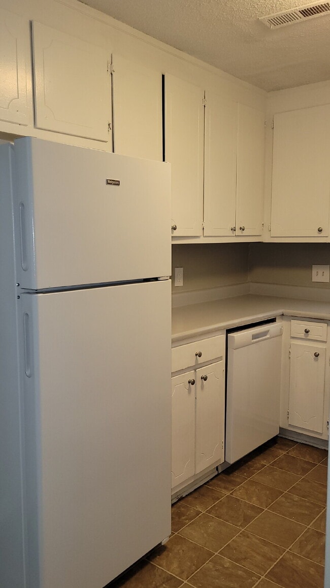 Building Photo - 1506 Ascent Trail NW