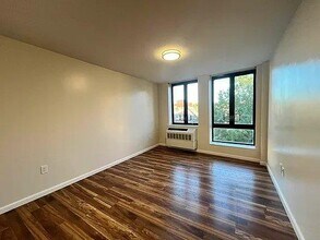 Building Photo - 1 bedroom in Bronx NY 10468