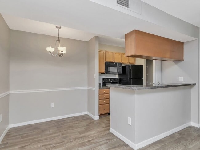 Building Photo - Ground Floor 2/2 with Conservation Views for Lease in Brandon, FL