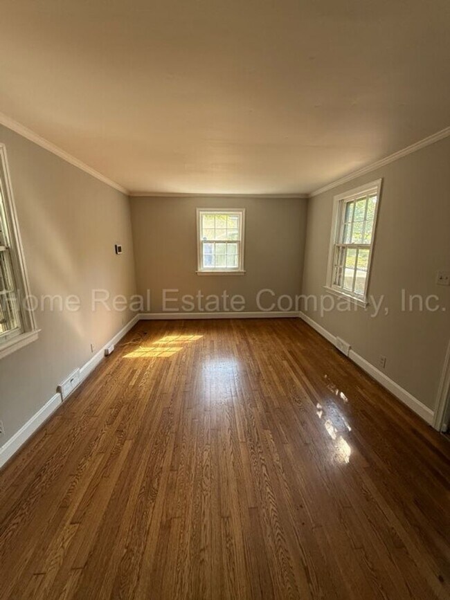 Building Photo - 1442 Revere Rd