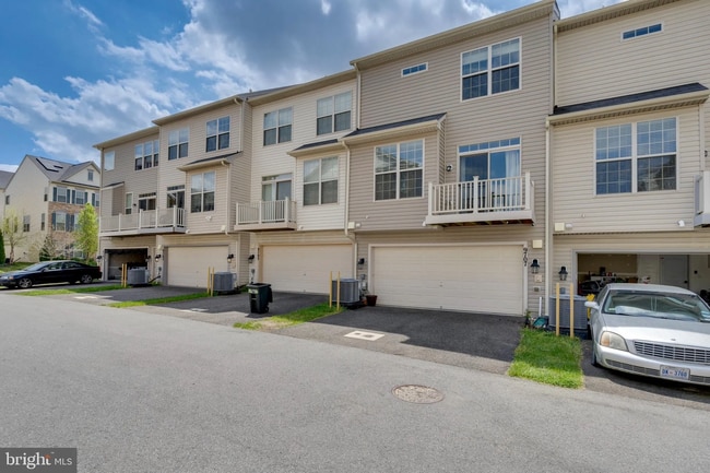 Building Photo - 9707 Smithview Pl