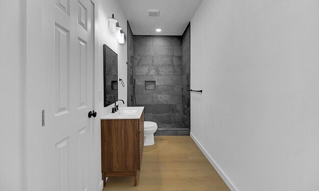 Building Photo - Well-maintained 3BD 2BA Home in Waco - Available in May!