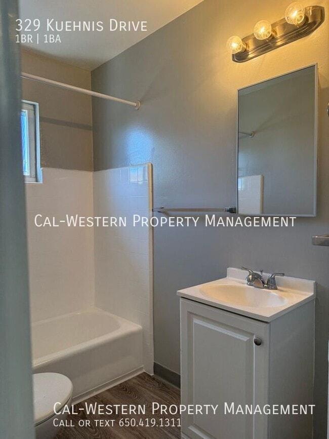 Building Photo - 329 Kuehnis Dr