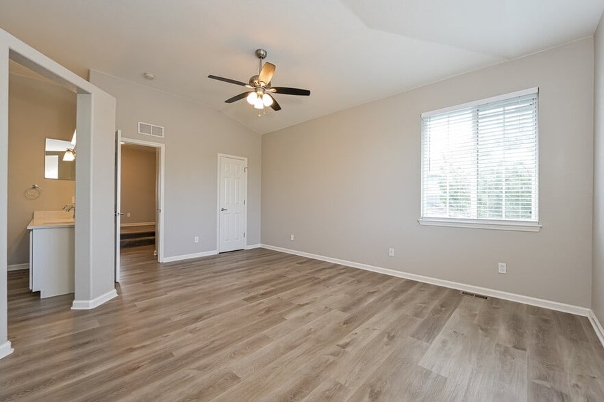 Building Photo - 2956 Iron Springs Pl