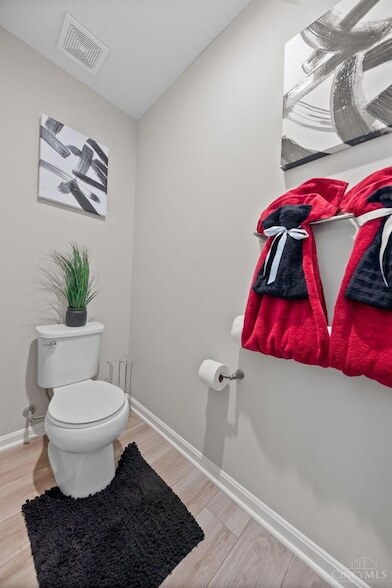 Building Photo - 108 Old Pond Rd