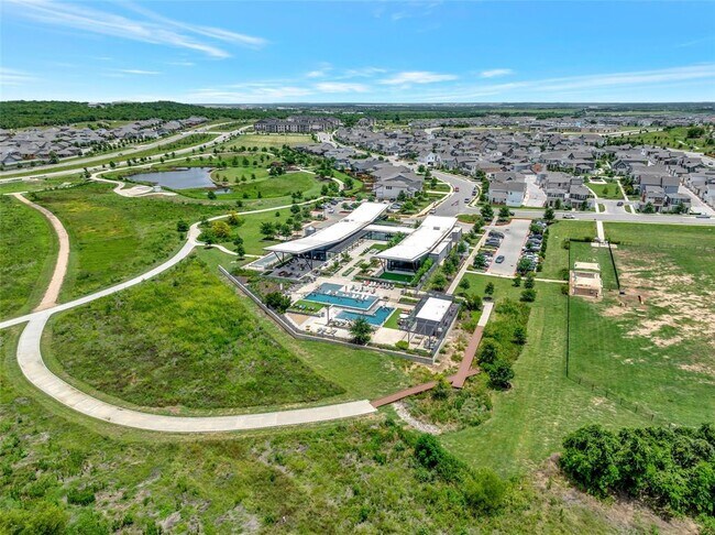 Building Photo - 8417 Laughlin Ln