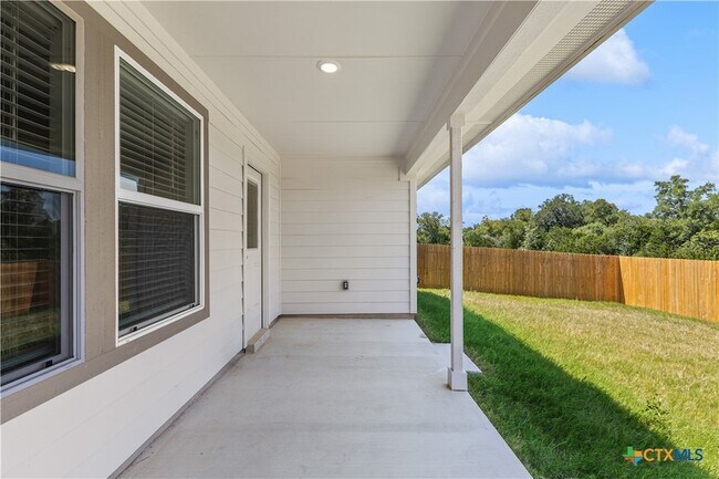 Building Photo - 4011 Baerlon Cv