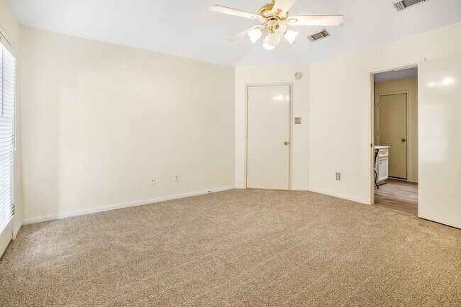 Building Photo - 50 Evanston St