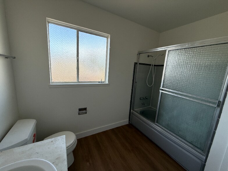 Building Photo - 1515 Harmon St