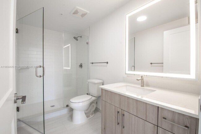 Building Photo - 3645 NW 36th St
