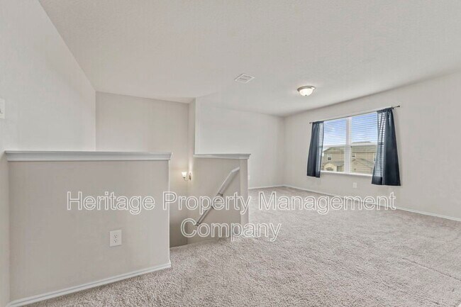 Building Photo - 7115 Mesa Cliffs