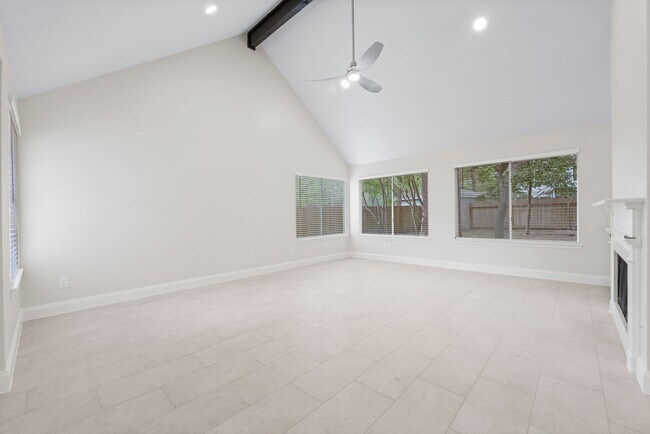Building Photo - 49 W Southfork Pines Cir