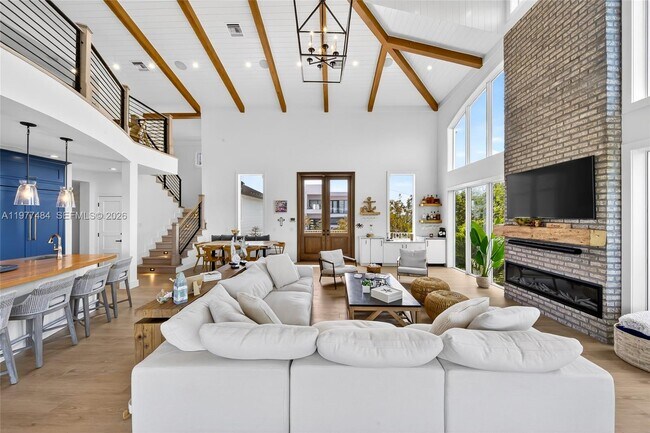 Building Photo - 146 Mockingbird Rd