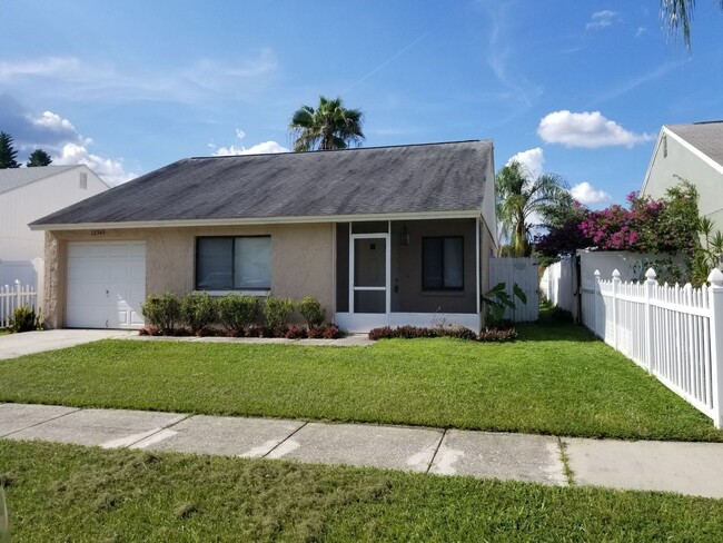 Primary Photo - Great Carrollwood location - Country Run Home