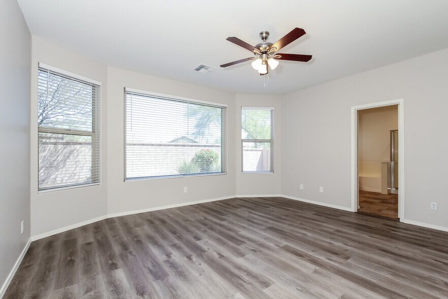 Building Photo - 27309 N 84th Dr