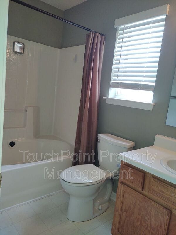 Building Photo - 7302 Woodbourne Ln