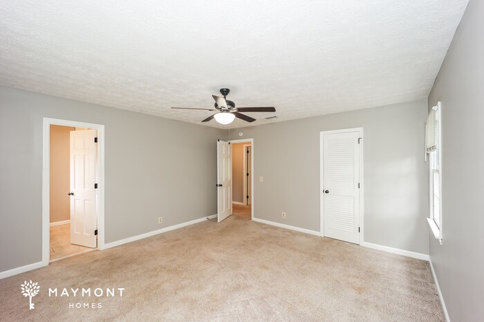 Building Photo - 3560 Clubhouse Ln SE