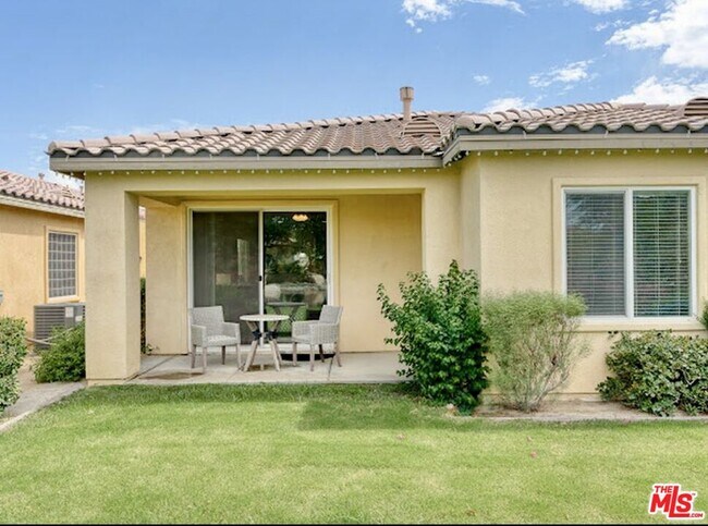 Building Photo - 82104 Hopkins Dr