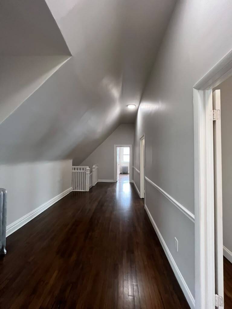 Building Photo - 735 Avenue C