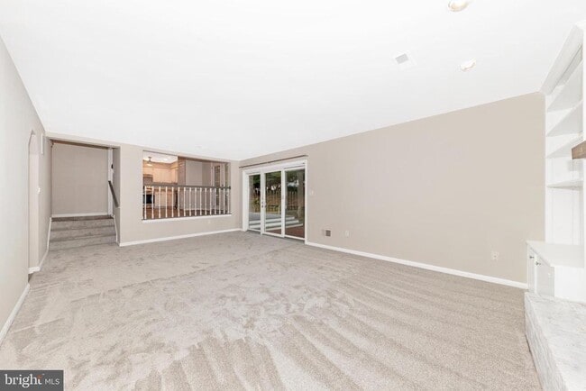 Building Photo - 6257 Light Point Pl