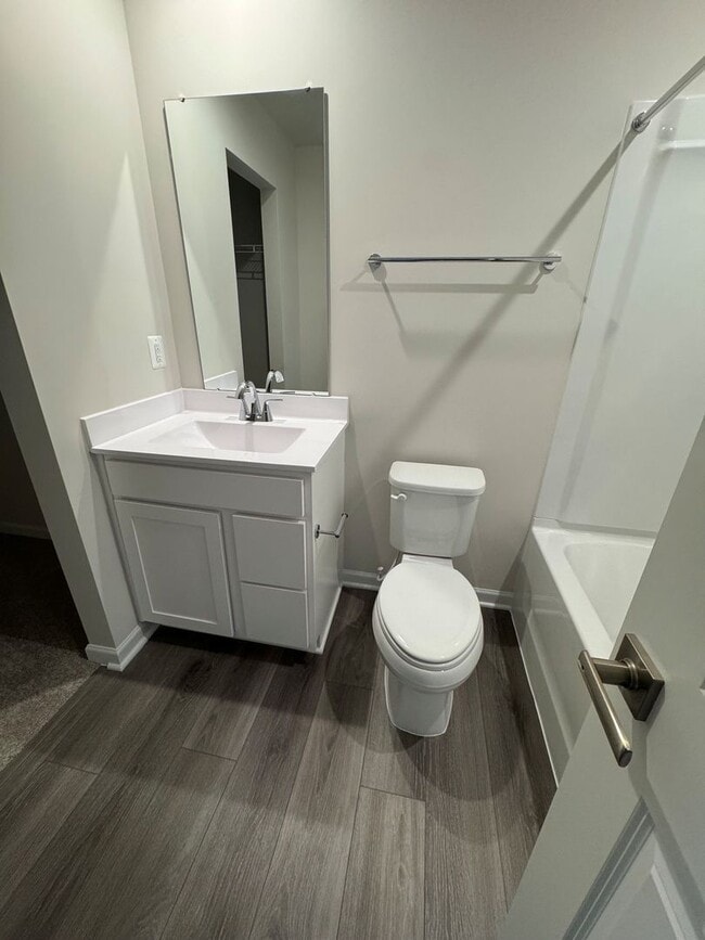 Building Photo - Brand New Townhouse, Great Location!