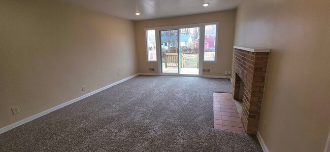 Building Photo - 1930 S Fremont Ave